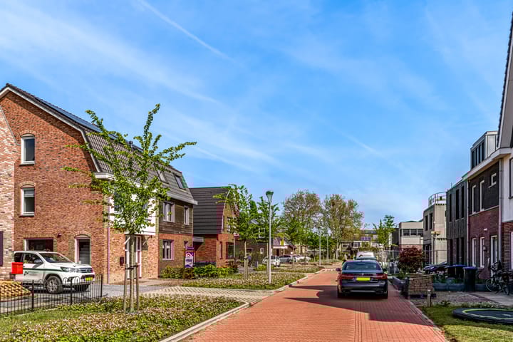 Foto 49 van Hoefsmid 11