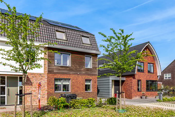 Foto 50 van Hoefsmid 11