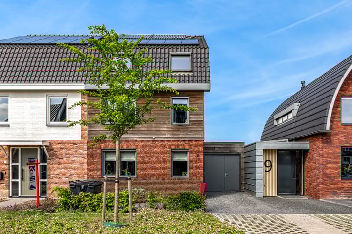 Foto 48 van Hoefsmid 11