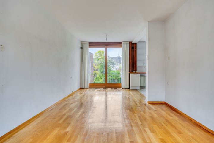 Foto 2 van Athoslaan 49