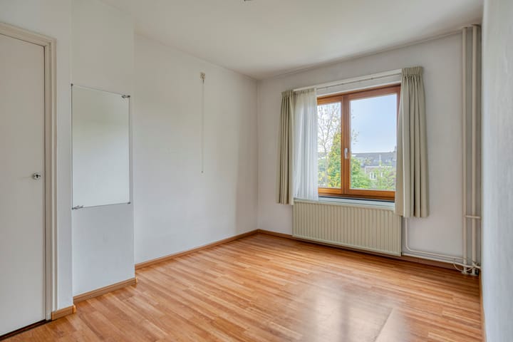 Foto 11 van Athoslaan 49