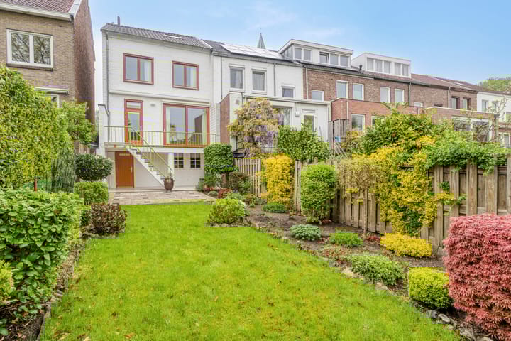 Foto 3 van Athoslaan 49