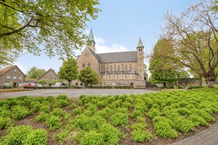 Foto 25 van Athoslaan 49