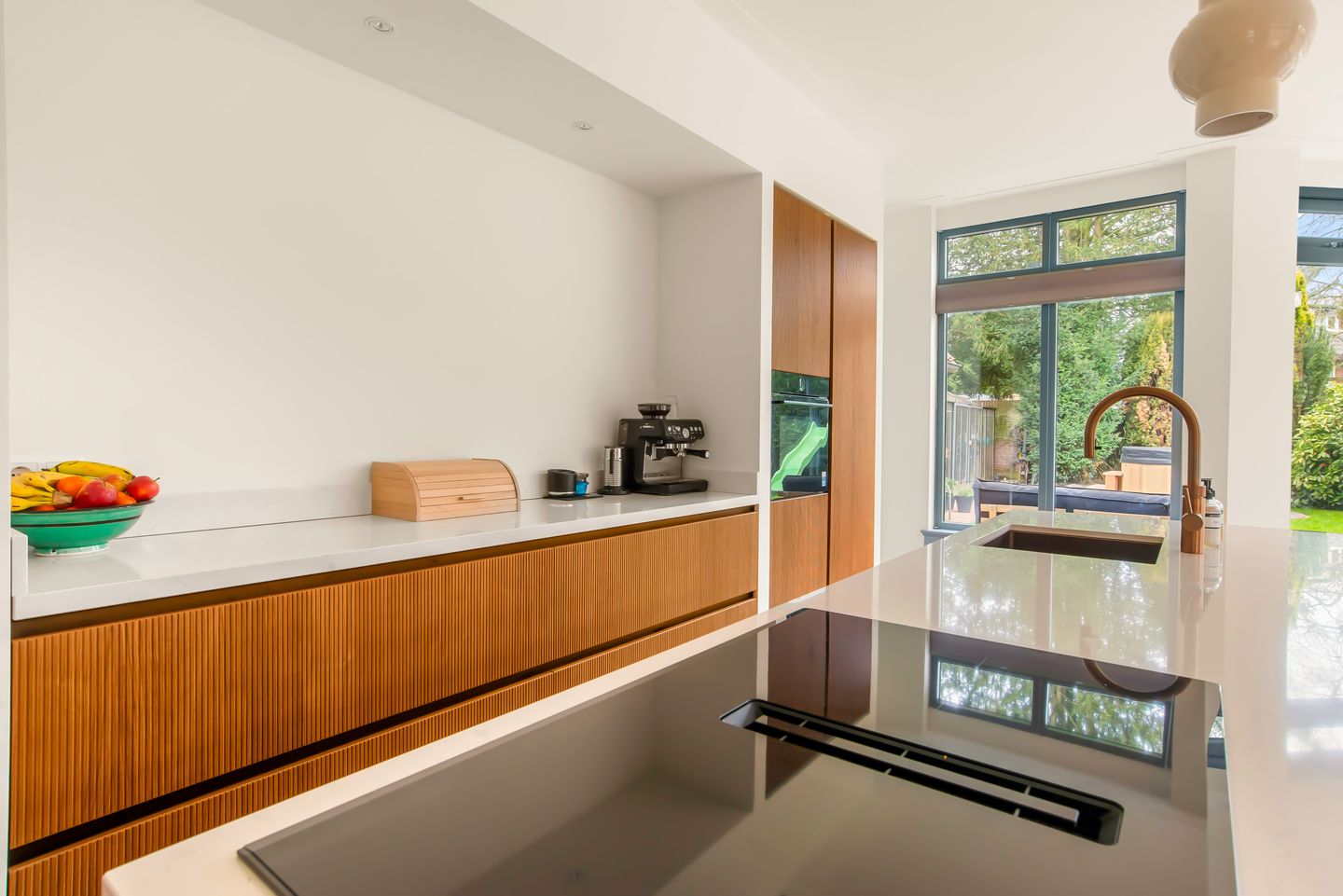 Foto 10 van Brederoodseweg 106