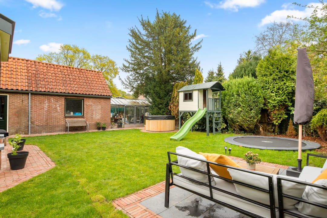 Foto 17 van Brederoodseweg 106