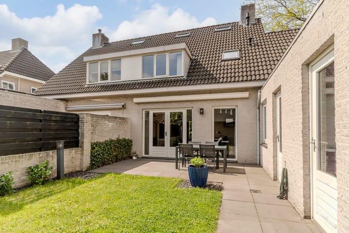 Foto 47 van Aagje Dekenpad 1