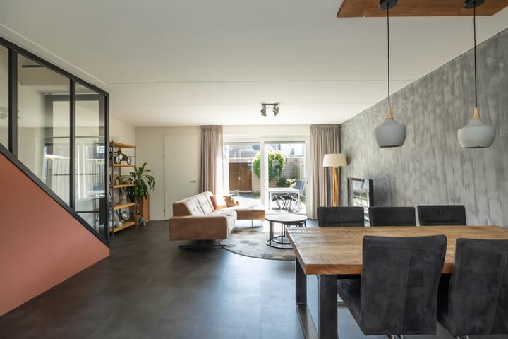 Foto 2 van Koning Willem-Alexanderhof 11