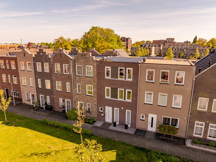 Foto 6 van Koning Willem-Alexanderhof 11