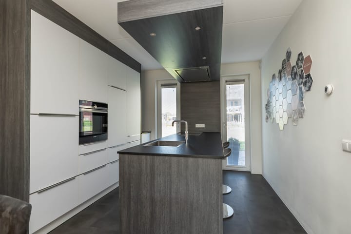 Foto 18 van Koning Willem-Alexanderhof 11