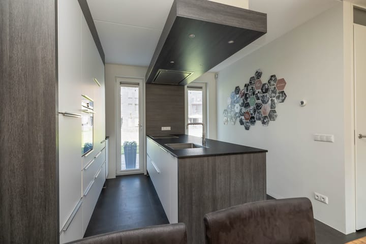 Foto 19 van Koning Willem-Alexanderhof 11