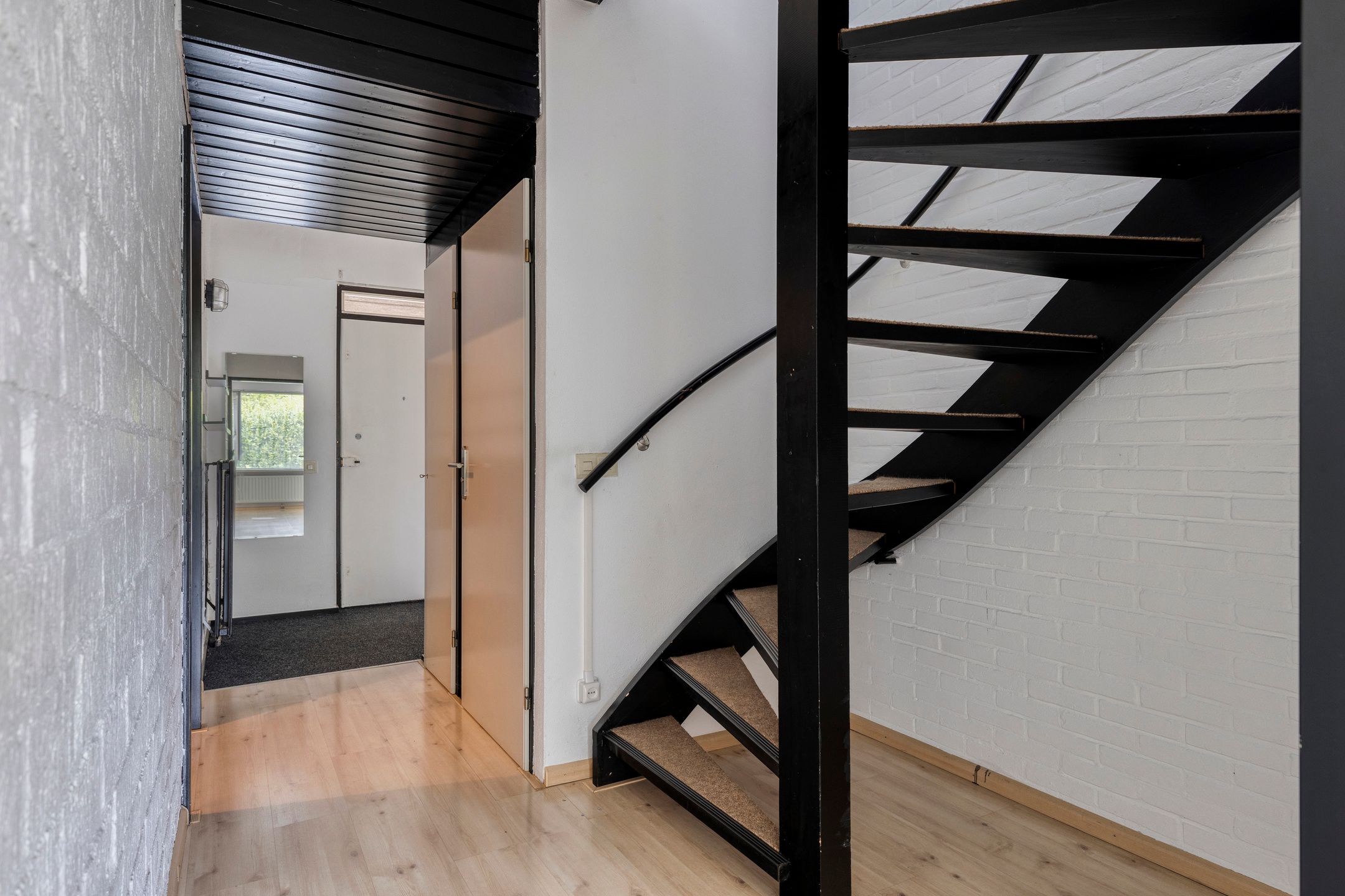 Photo 9 of Ronerbrink 150