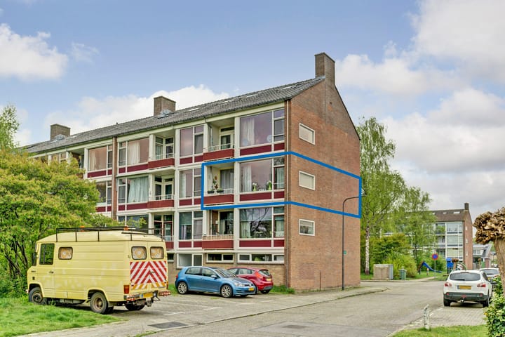 Foto 23 van Mezenlaan 75