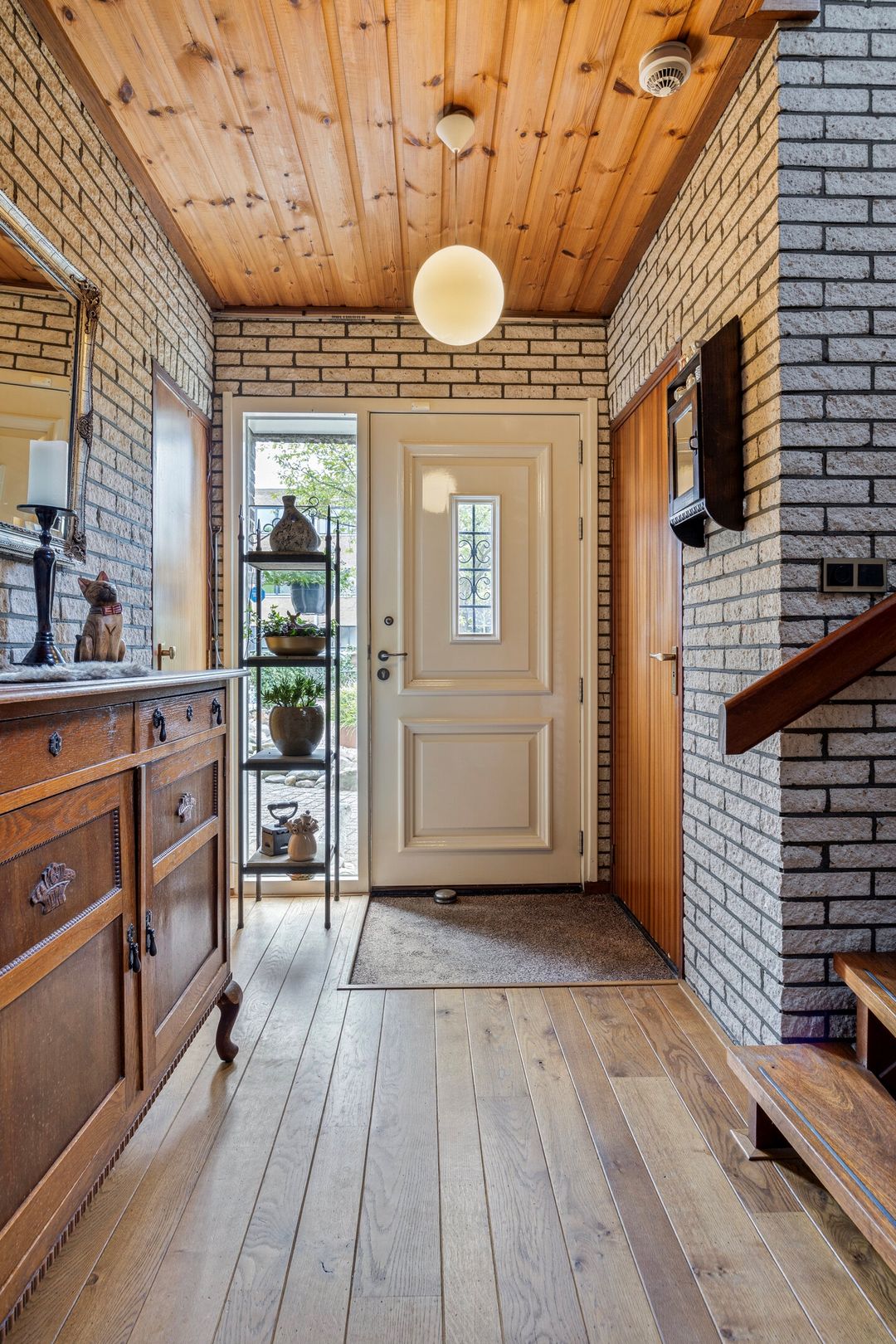 Foto 16 van Spoorlaan 141