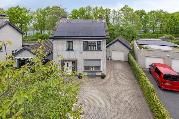 Foto 45 van Spoorlaan 141