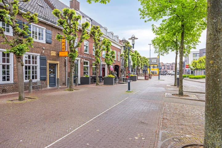 Foto 48 van Spoorlaan 141