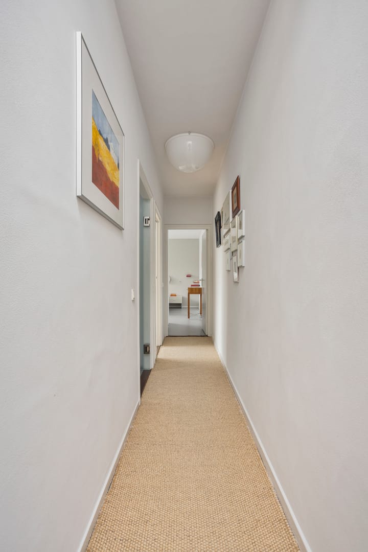 Photo 12 of Deken Swaensstraat 15