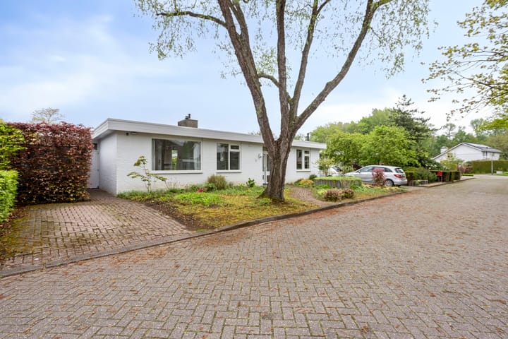 Photo 30 of Deken Swaensstraat 15