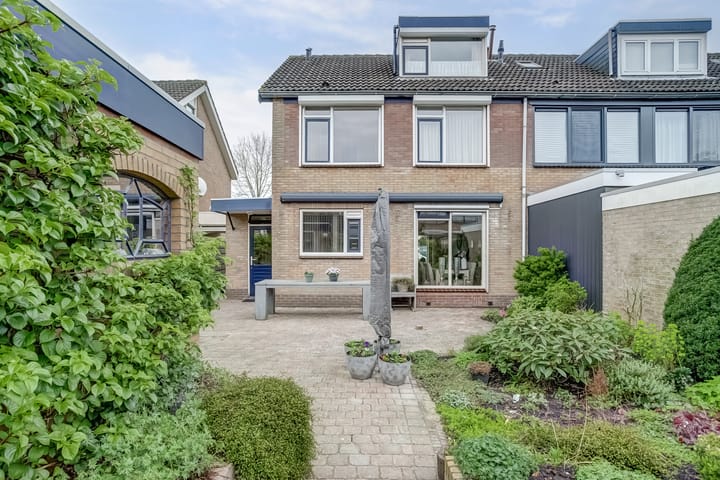 Photo 3 of Hertog Albrechtstraat 424