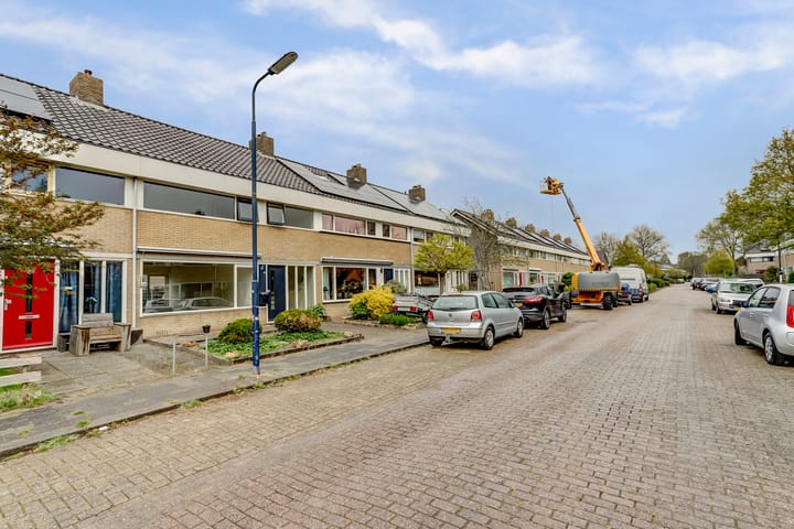 Foto 34 van P.W.A.Cort van der Lindenstraat 47