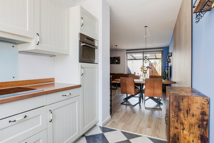 Foto 15 van Boterbloem 20