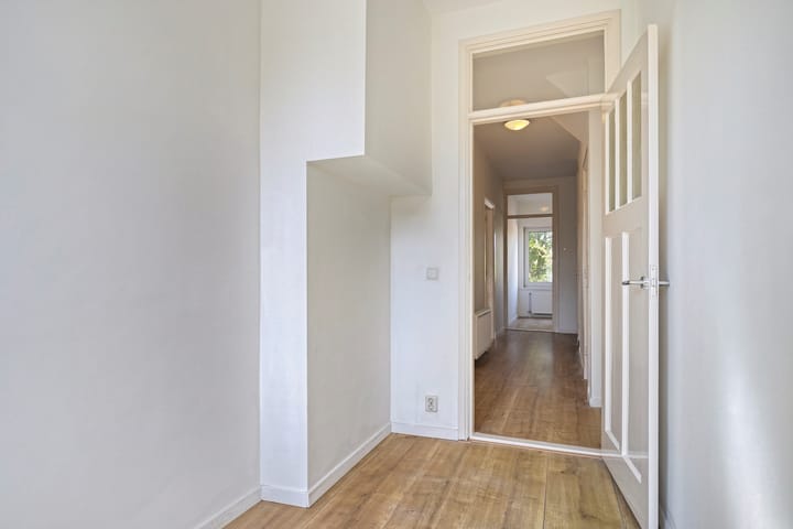 Foto 13 van Loosduinsekade 339