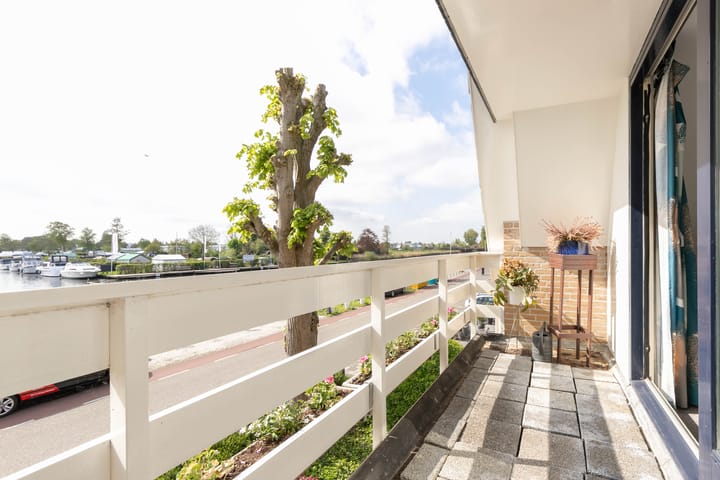 Foto 26 van Aalsmeerderdijk 513