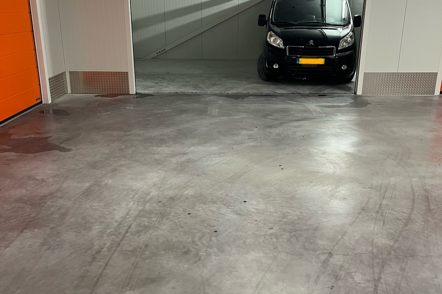View photo 4 of Groningenweg 14