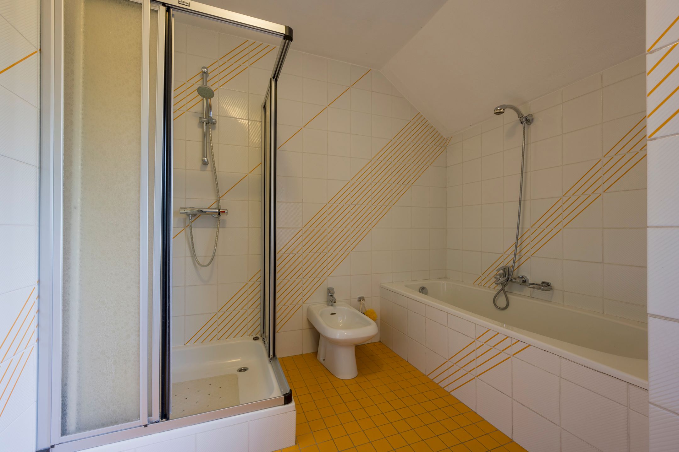 Foto 24 van Kardinaal Alfrinklaan 155