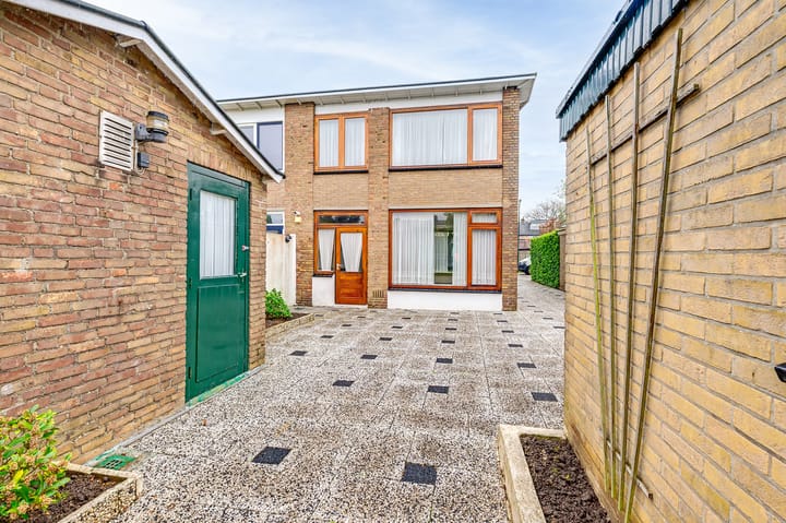 Foto 22 van Kanaalstraat 1