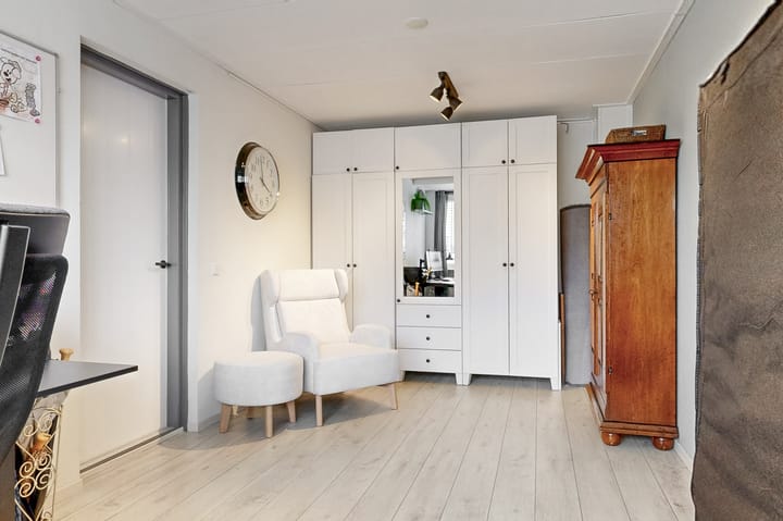 Photo 13 of Johannes Rutgersstraat 28