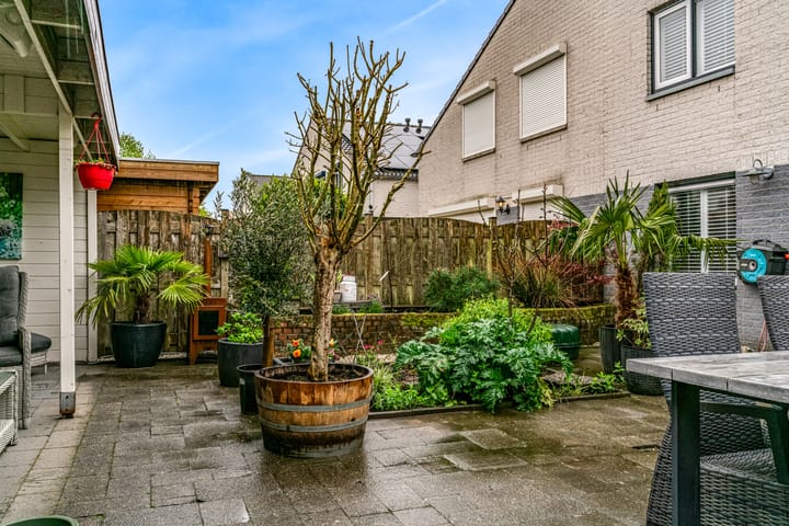 Photo 41 of Johannes Rutgersstraat 28