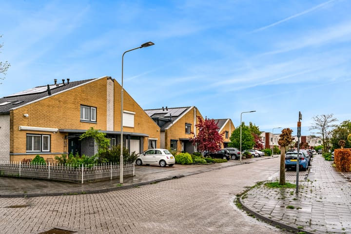 Photo 45 of Johannes Rutgersstraat 28