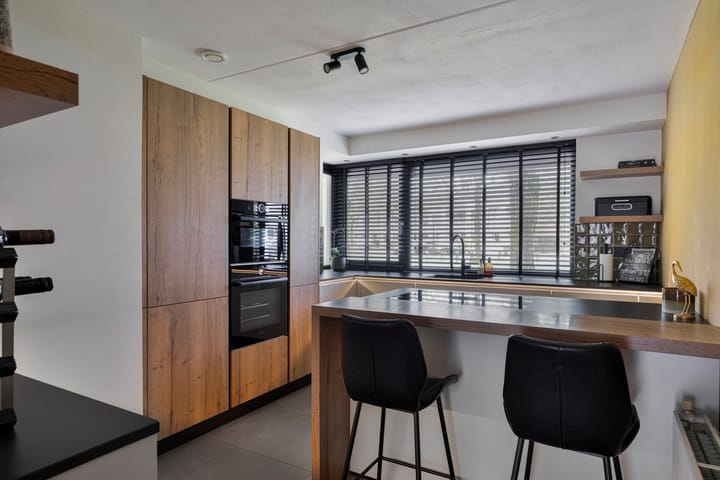 Foto 2 van Westhaag 13