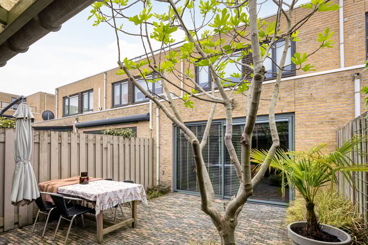 Foto 4 van Westhaag 13