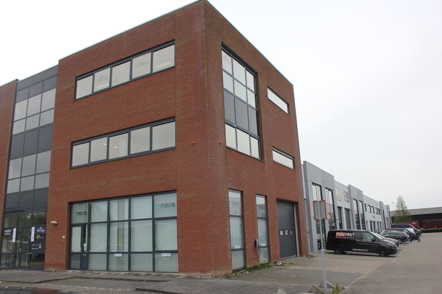 View photo 2 of Nieuwland Parc 10-m