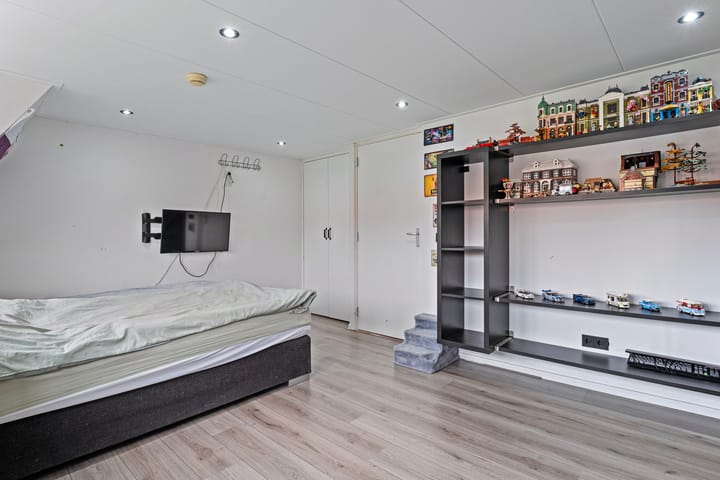 Foto 19 van Nijeveenseweg 68