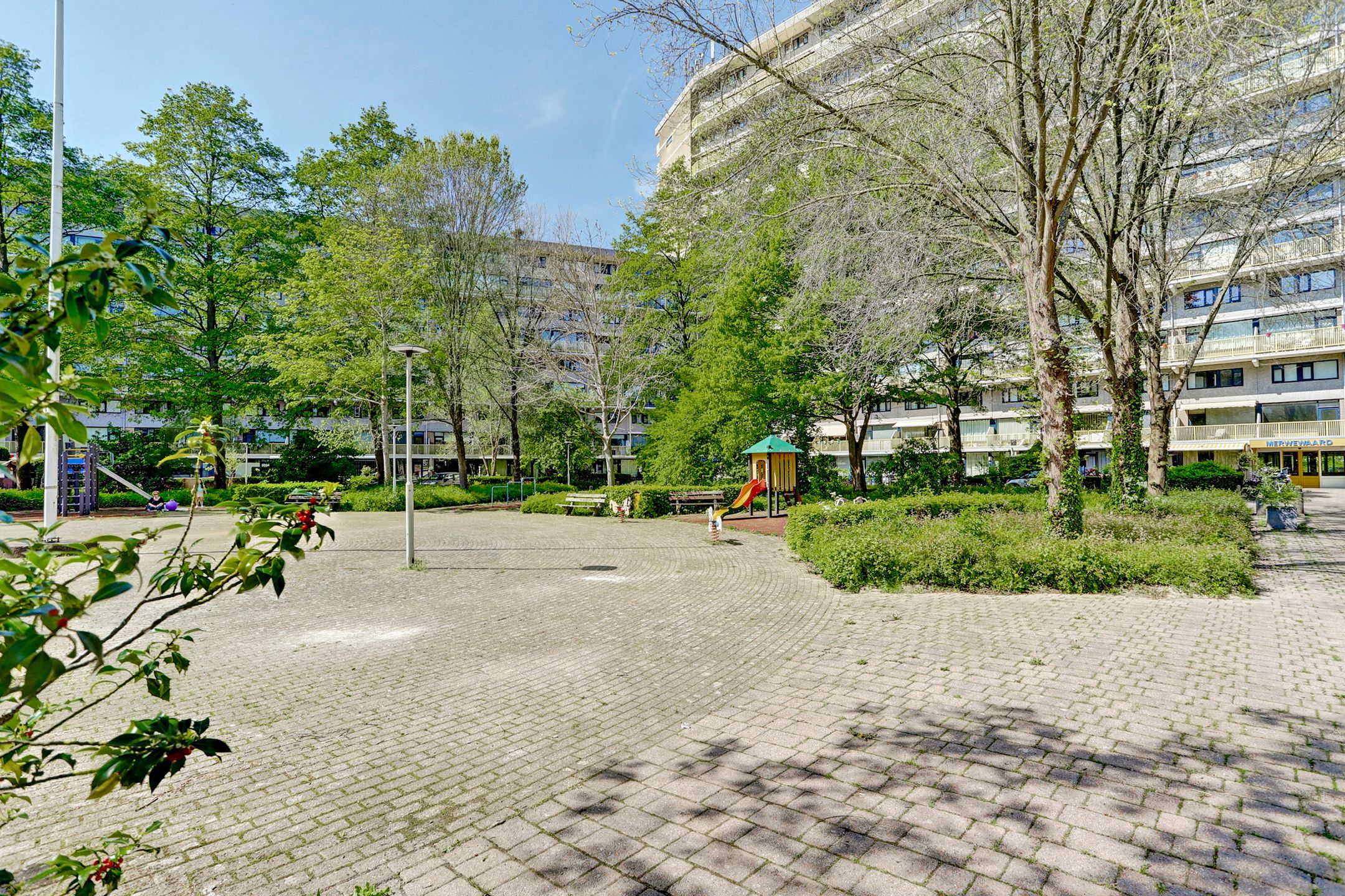 Foto 3 van Dokter van Stratenweg 335