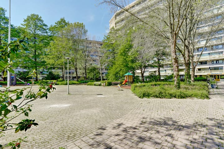 Foto 3 van Dokter van Stratenweg 335