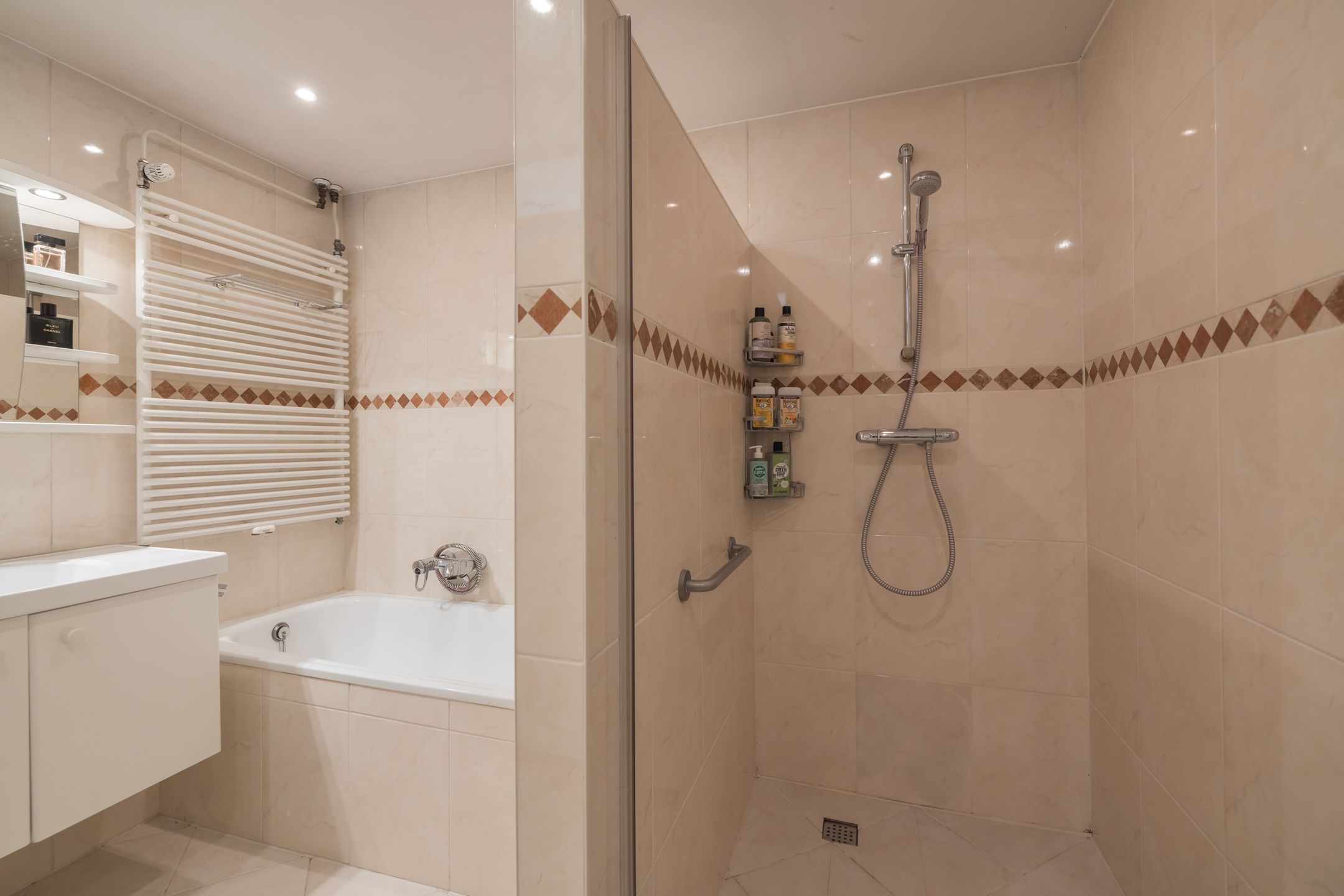 Photo 30 of Libellenveld 9