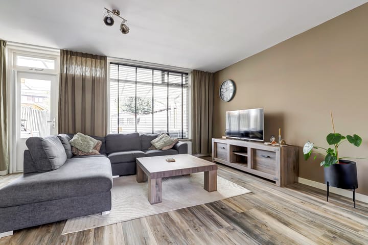 Foto 8 van Pavanestraat 128