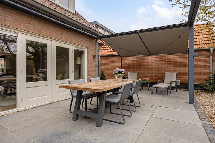 Photo 26 of Deken Fritsenstraat 59-B