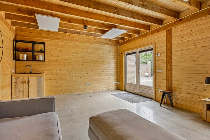 Photo 30 of Deken Fritsenstraat 59-B