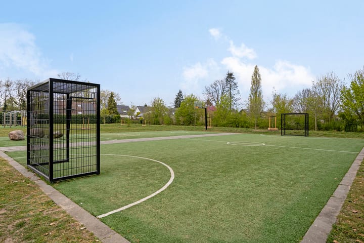 Photo 49 of Deken Fritsenstraat 59-B