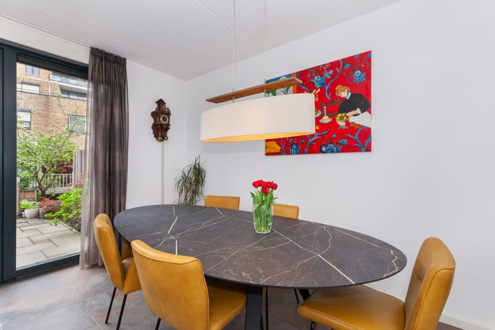 Photo 15 of Hugo de Vriesstraat 23