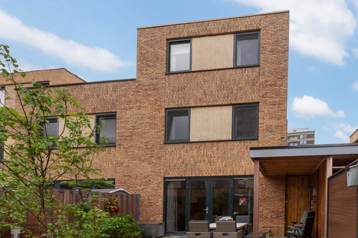 Photo 24 of Hugo de Vriesstraat 23