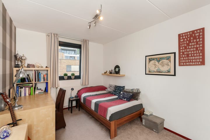 Photo 28 of Hugo de Vriesstraat 23