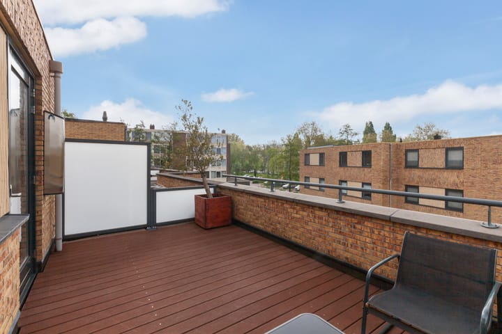 Photo 40 of Hugo de Vriesstraat 23