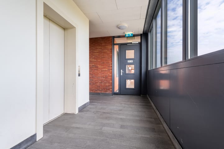 Foto 9 van Vertrekspoor 31