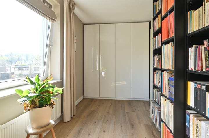 Foto 12 van Mondriaanstraat 112