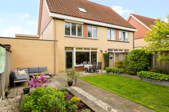 Photo 5 of Jasmijnplein 19